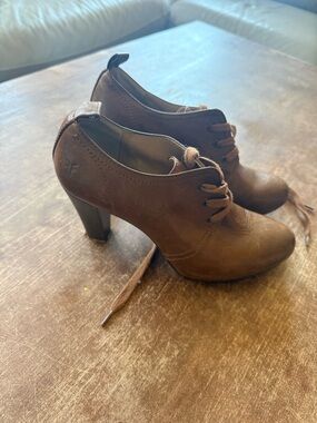Frye Marissa Oxford Heels